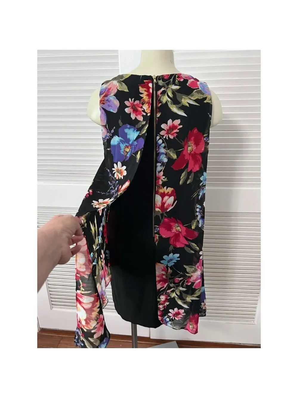 SL Fashions New York Dress Size 10 Black Floral - Picture 10 of 13